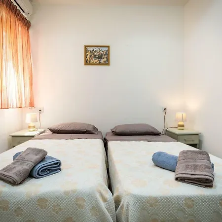 Ta' Rozarja Holiday With Private Pool + Views *